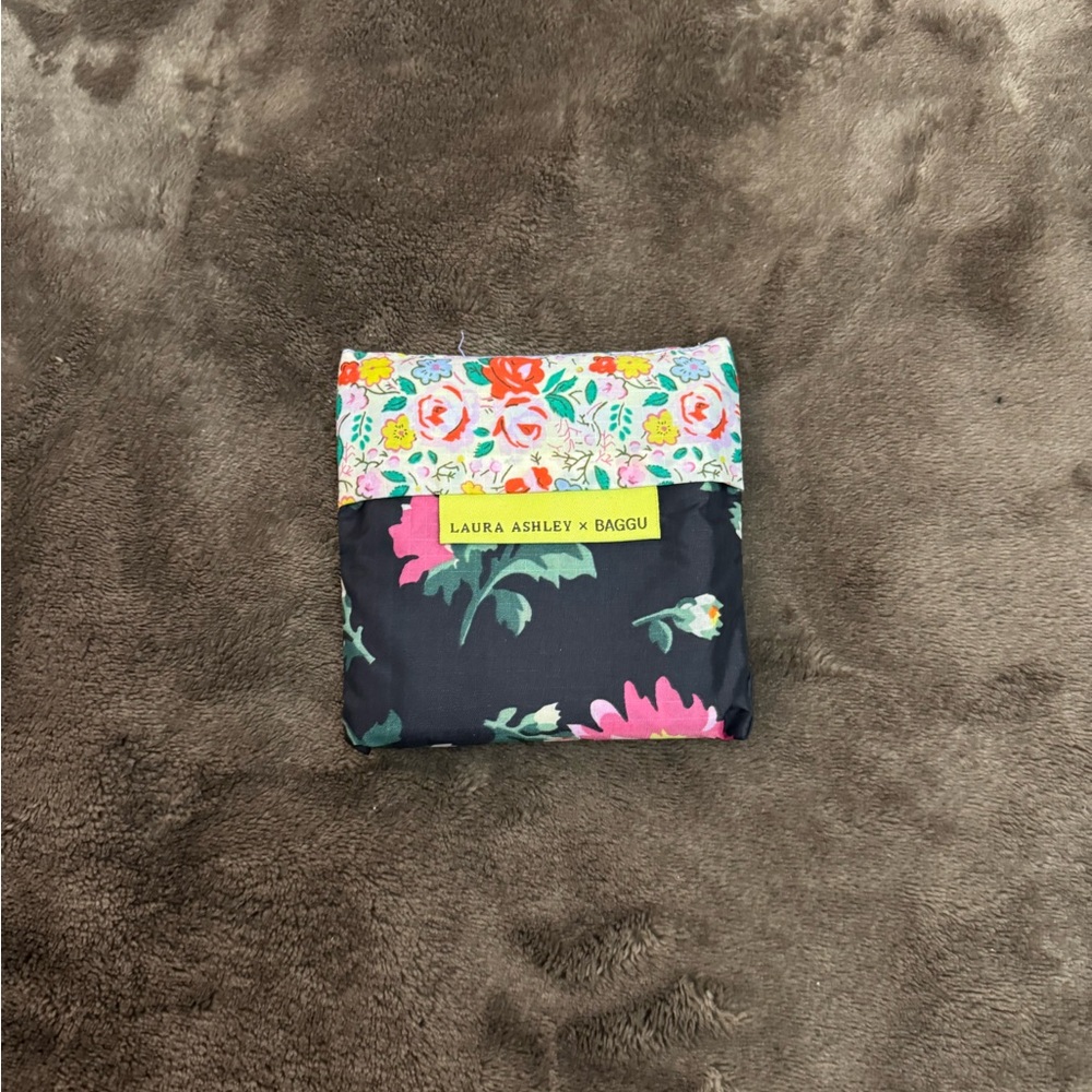 BAGGU x Laura Ashley Reusable Bag
